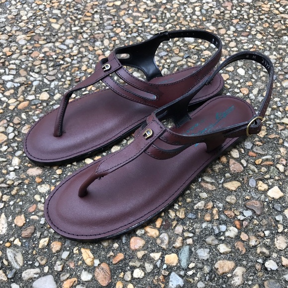 Etienne Aigner Shoes | Nos Vintage Aigner Thong Sandals 8 Flats | Poshmark